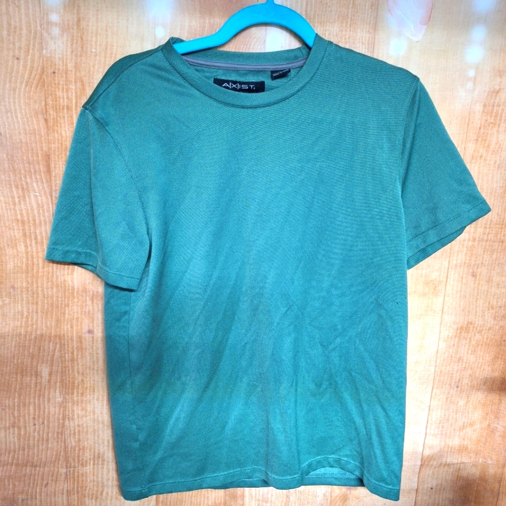Axist Green Short Sleeve Tee